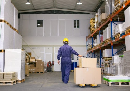 Understanding Warehouses and Distribution Centers: A Comprehensive Overview